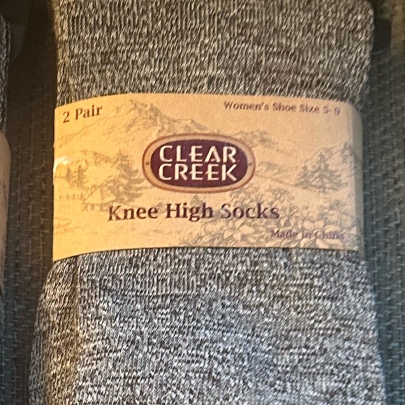 Clear Creek Woman’s Knee High Socks 4 Pairs Shoe Size 5 to 9 - Picture 4 of 4